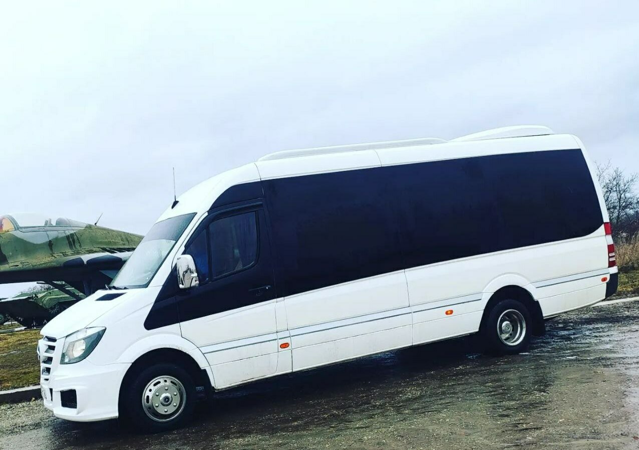 Групповой автобус&nbsp;Mercedes sprinter